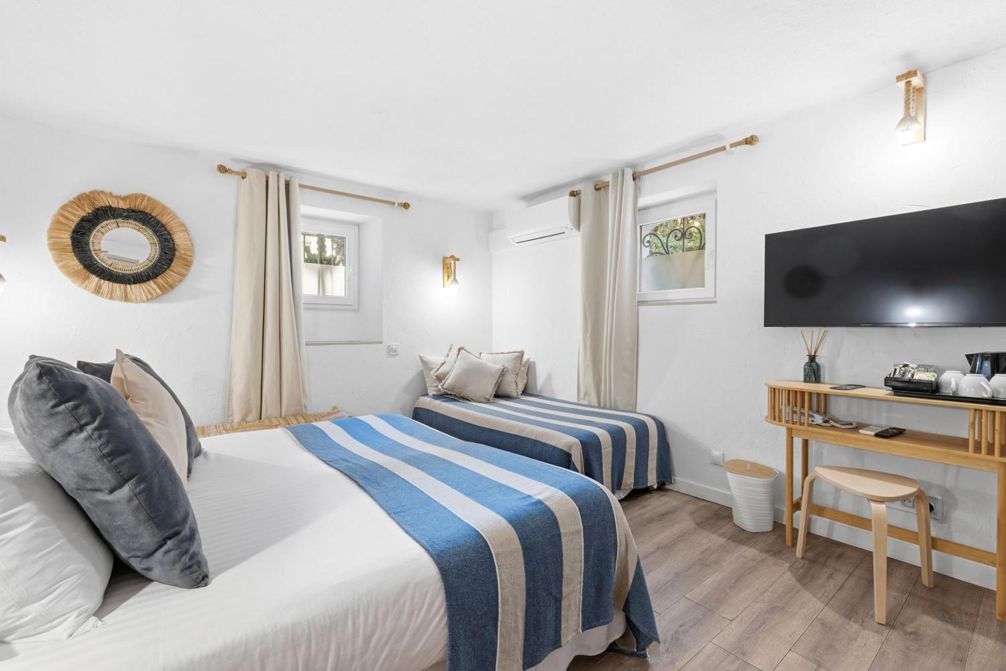 Classic Triple Room